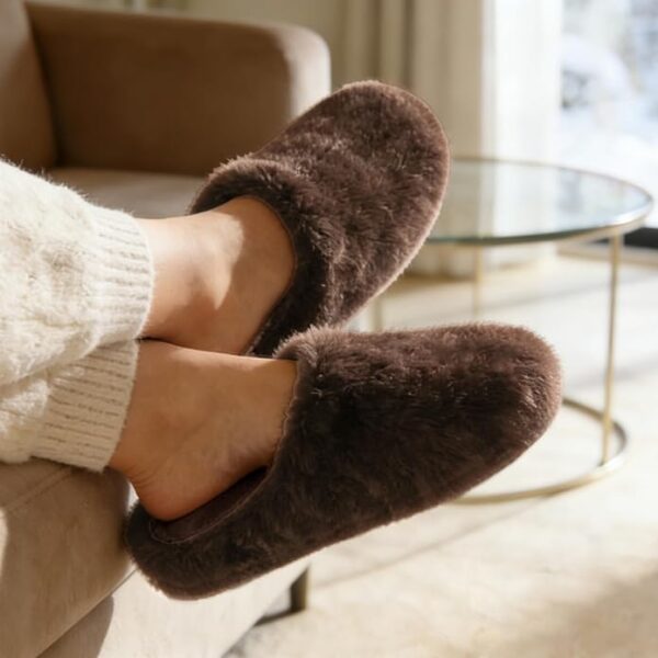 Women's Faux Fur Round Toe Clog Slippers with Memory Foam