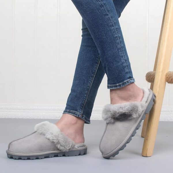 Women's Plush Faux Fur Indoor Outdoor Slippers with Rubber Sole